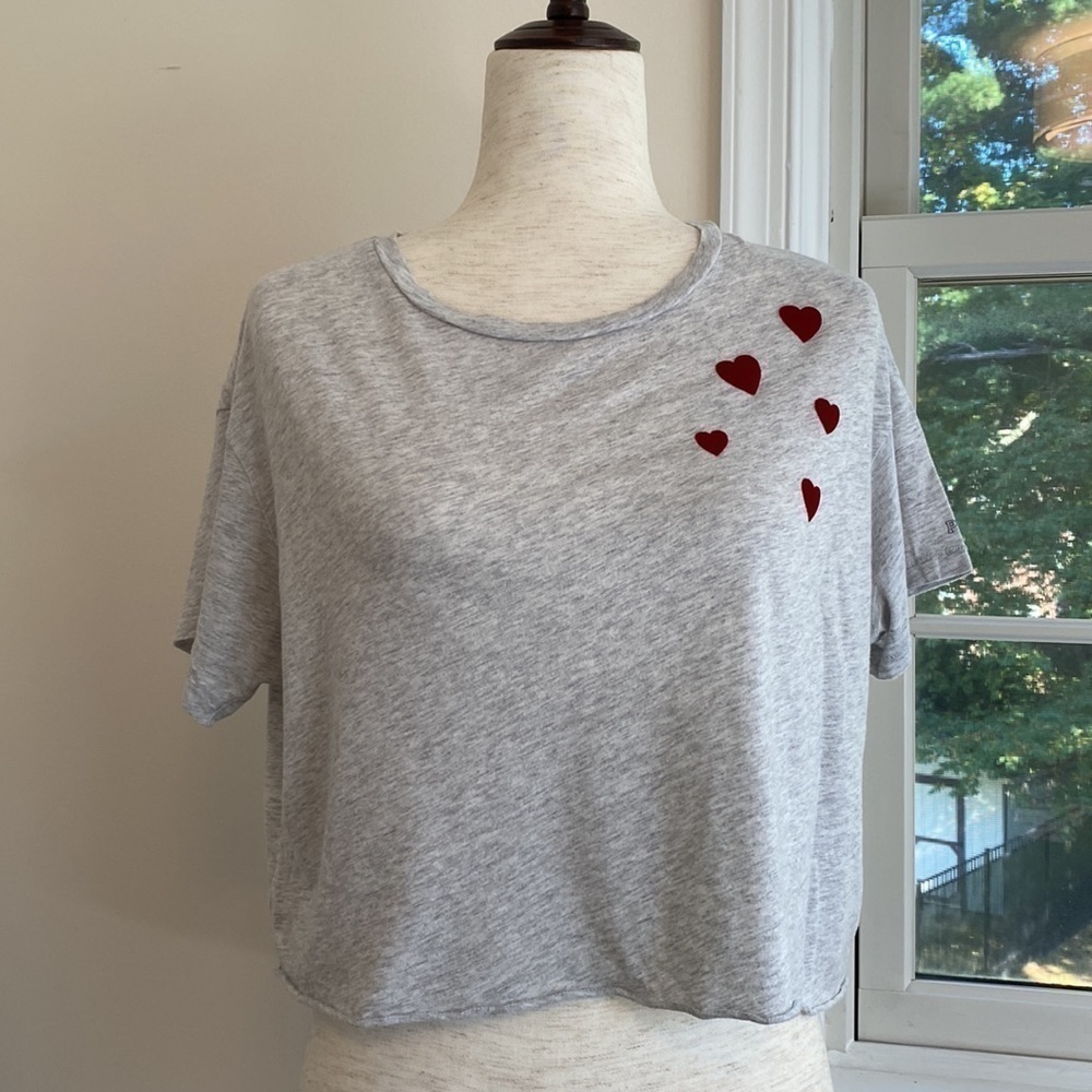 PINK Victoria’s Secret vintage cropped oversized heart t-shirt